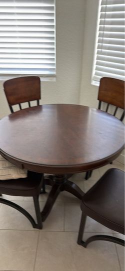 Round Wood Dining Table with Chairs