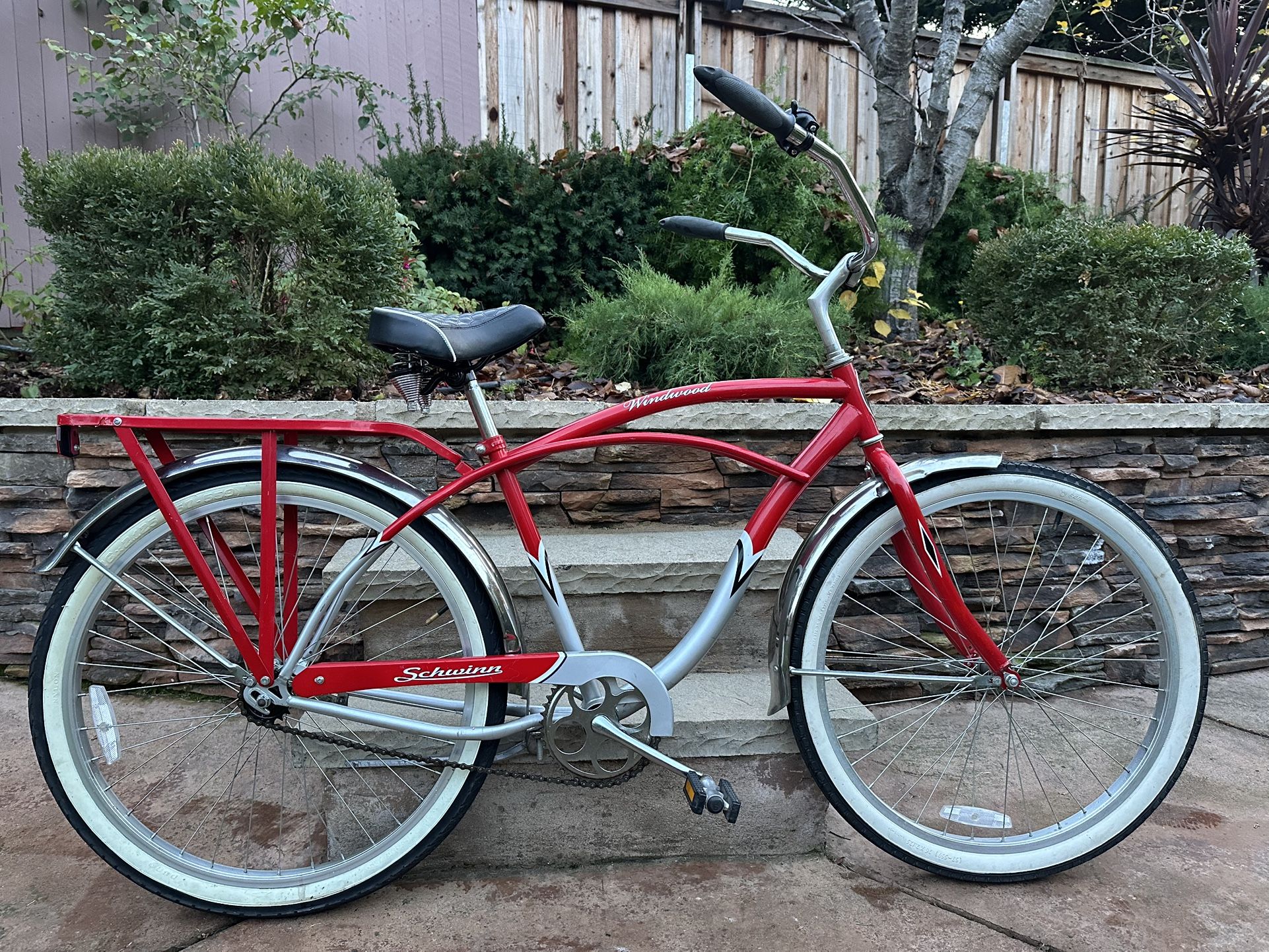 Schwinn Windwood Bike