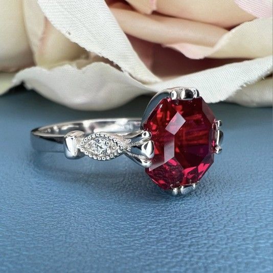 New Never Worn, Lab Created Asscher Cut Ruby 14K White Gold Size 5.5