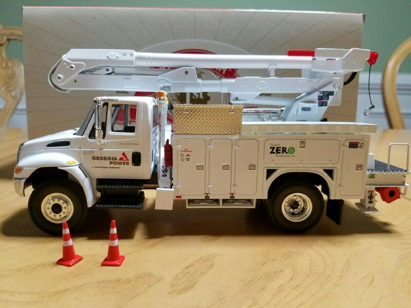 Georgia Power bucket truck