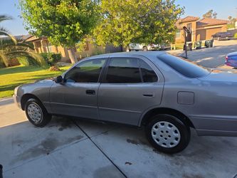 1995 camry  toyota Lr