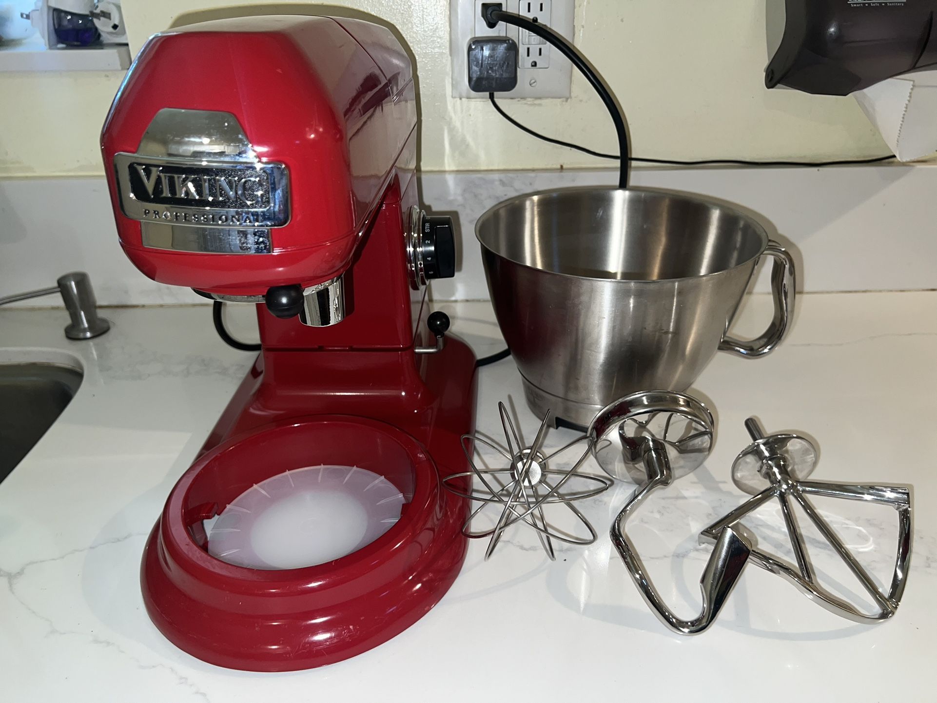 VIKING PROFESSIONAL 5QT,800 WATTS STAND MIXER