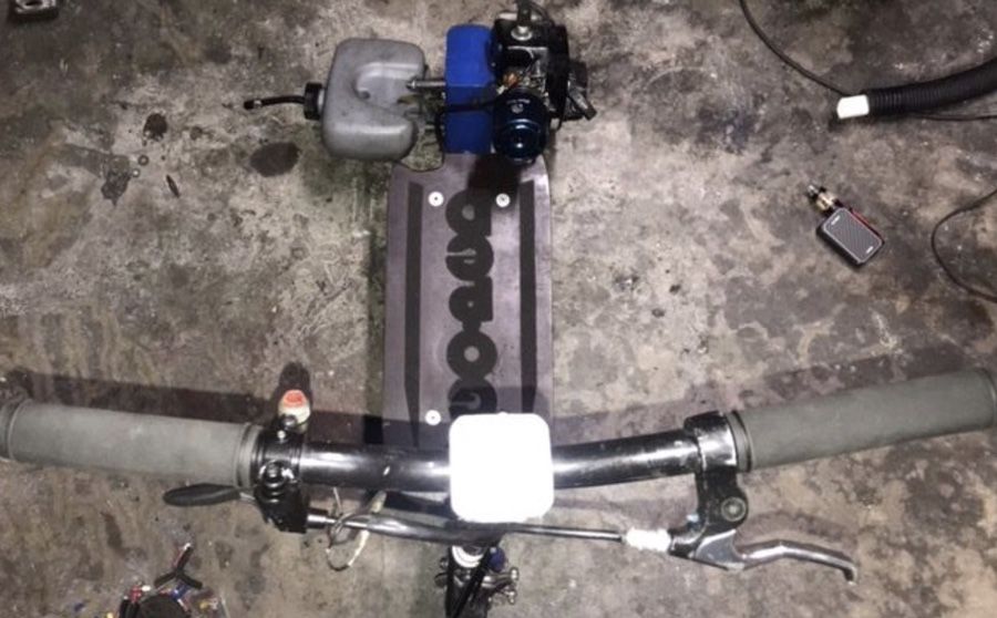 GoPed G2D, 3rd Bearing Support, New Air Filter, New Head, New Spindle, New Deck, New Billet Rims, New Tires, New GoPed 1.5L Tank, New HP Carb! FAST!