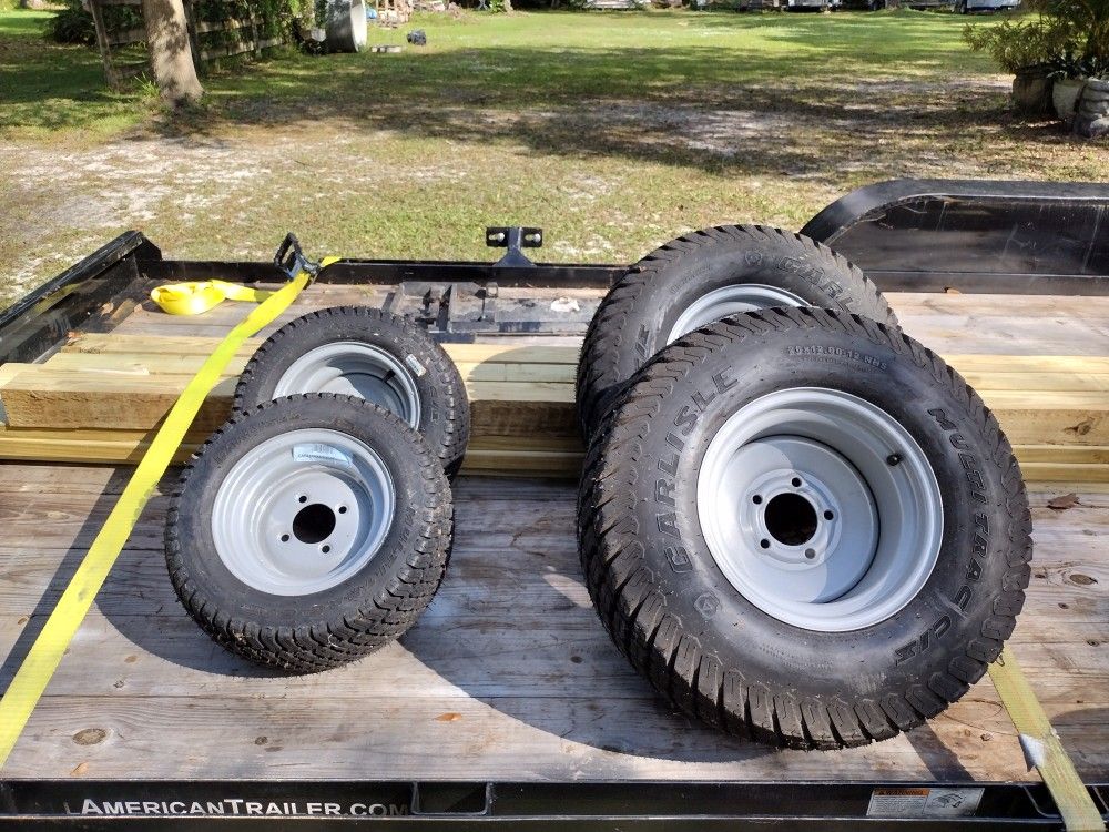 New  CARLISLE Tractor Tires