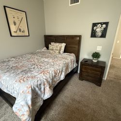 Queen Bedroom Set