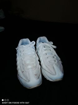 Nike air max both