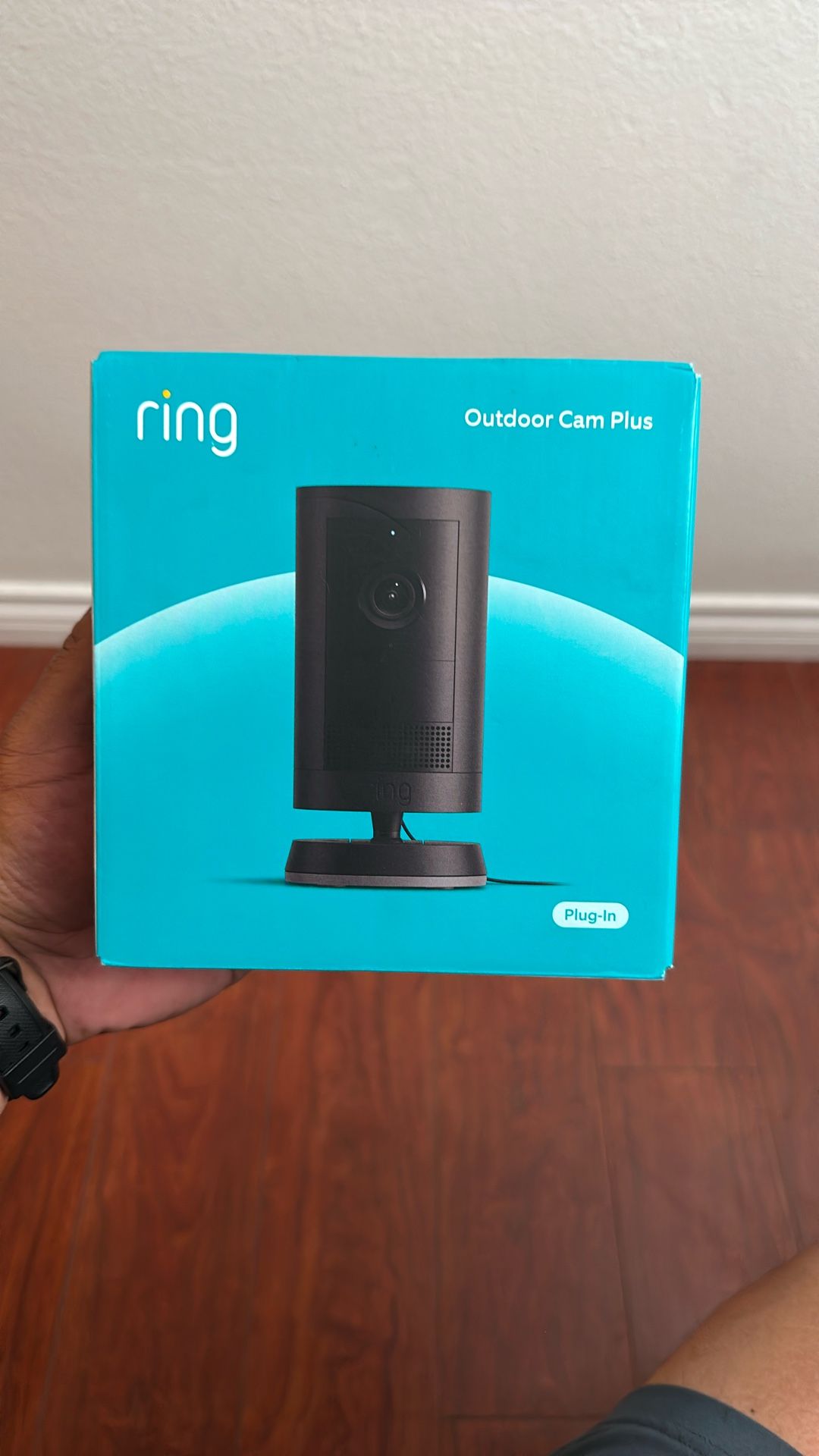 Ring Outdoor Camera *PLUG IN * Black