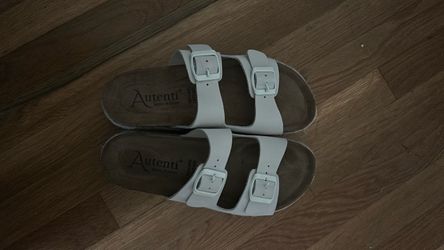 Autenti Sandals
