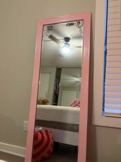 pink mirror