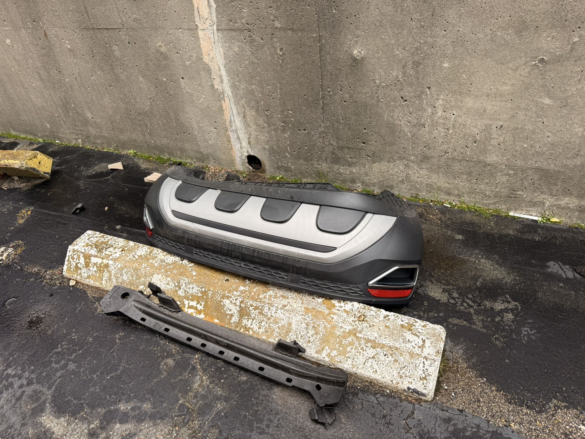Taos 2022 Lower Bumper