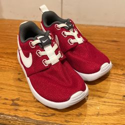 Brand New Nike Shoes Size 9c 