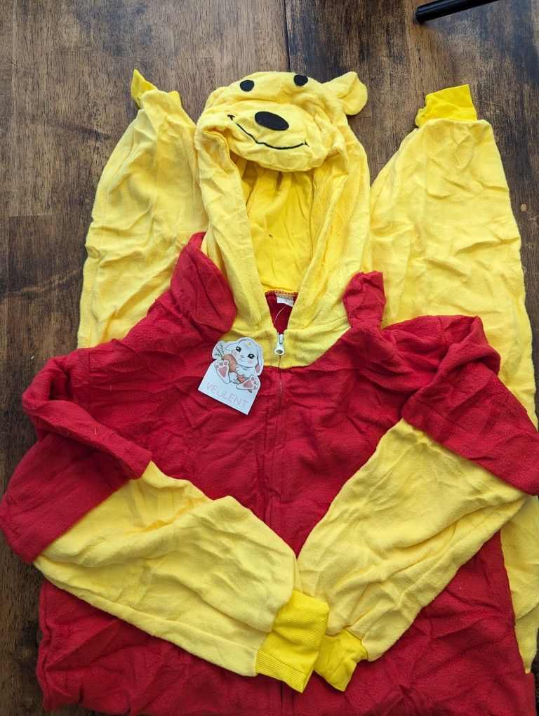  Disney Winnie the Pooh Adult Onesie/ Pajamas/ Costume- Size Small
