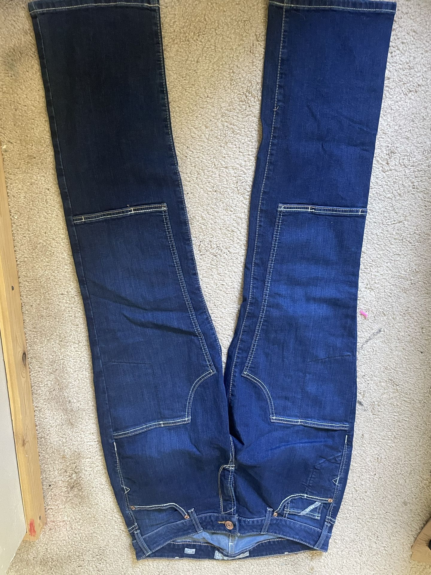 Woman Ariat Rebar Straight Leg Jeans