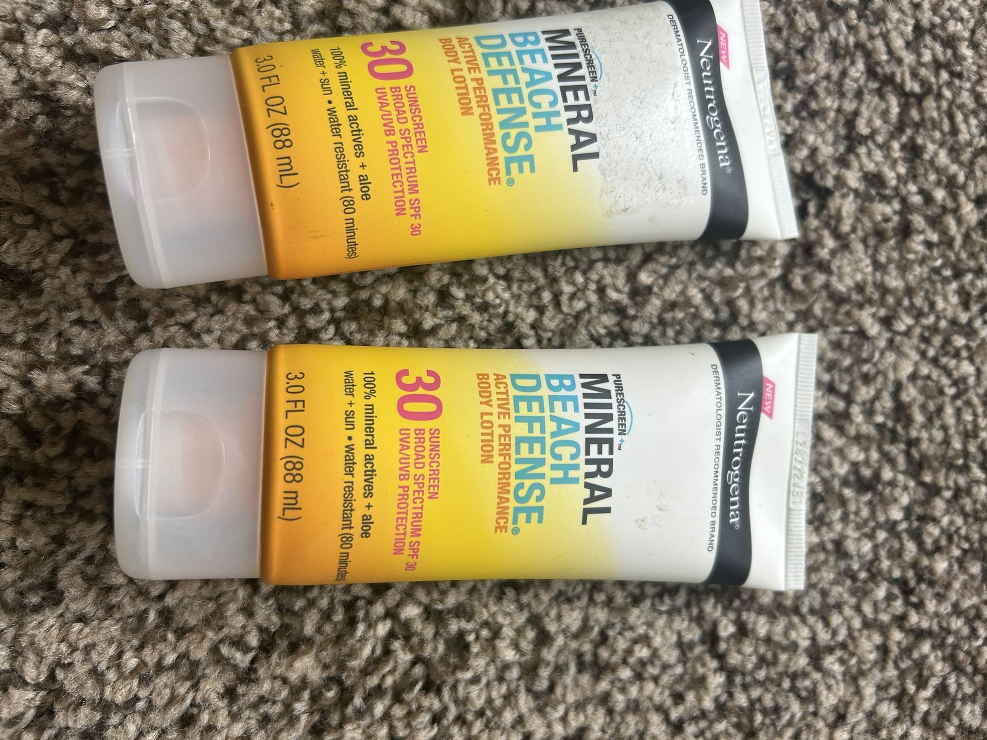 2 x new NEUTROGENA sunscreen 3.oz each