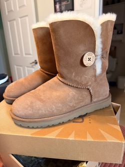 UGG Bailey