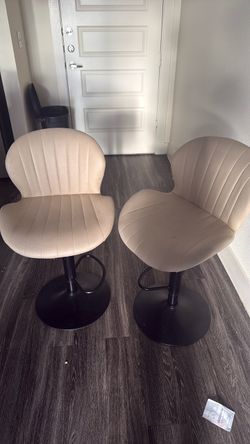 Set of 2 Adjustable Bar Stools