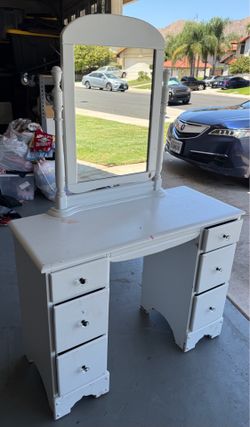 Solid wood Vanity
