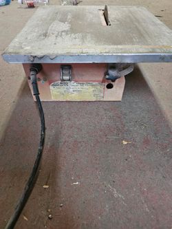 CHICAGO ELECTRIC POWER TOOLS  7 in Table Top Wet Cut Tile Saw