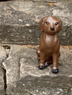 Small statue dog