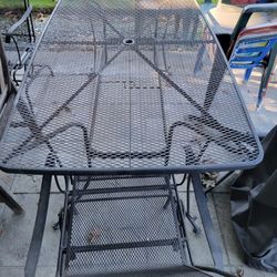 Patio Table And 4 Chairs