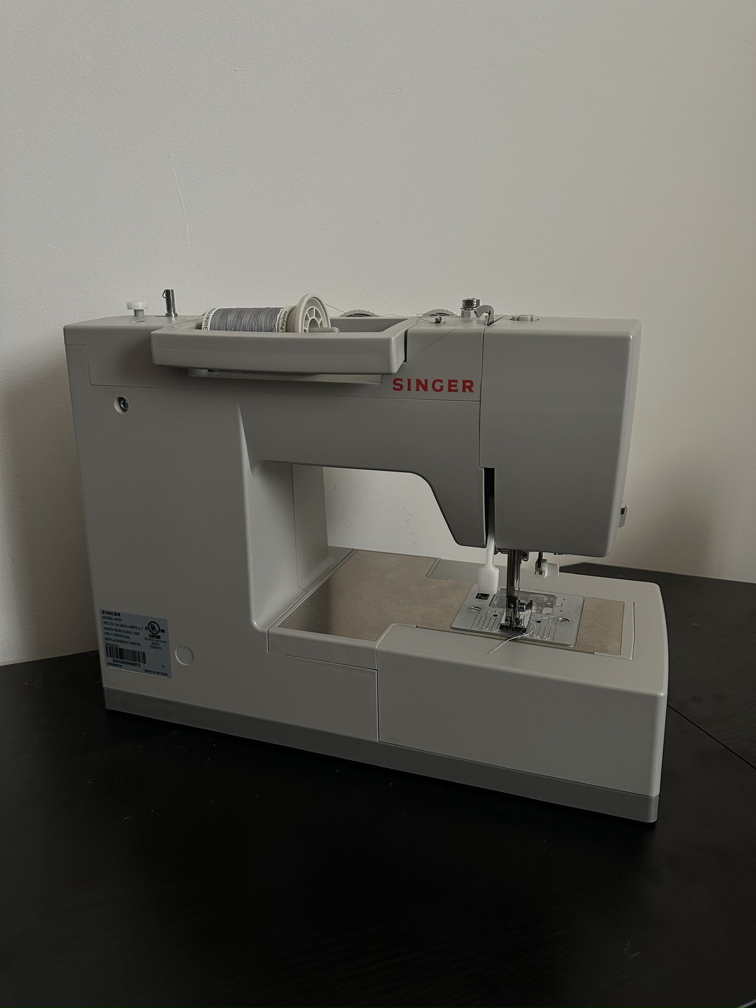 Singer Heavy Duty 4423 Sewing Machine