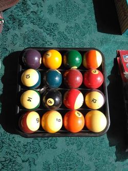 Pool Balls Barely Used
