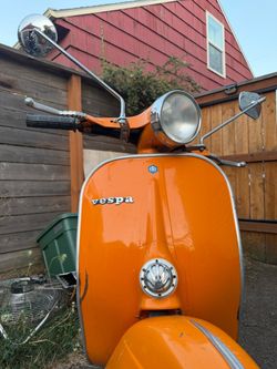 1974 Vintage Vespa Primavera
