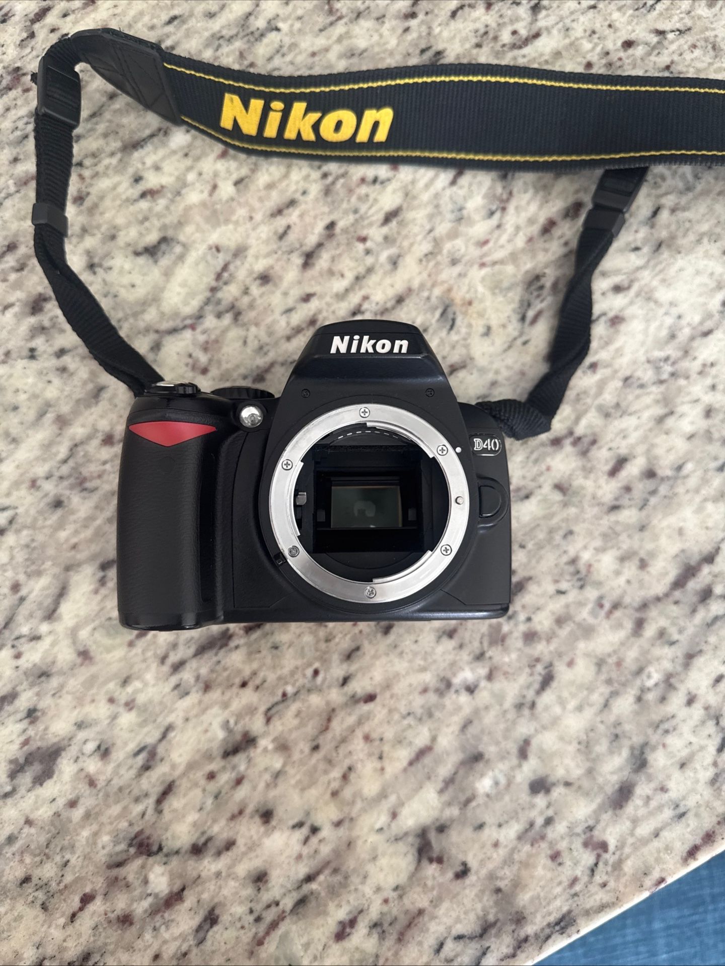 Camera Nikon D40 DSRL
