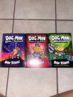 Dog Man Graphic Novels Set
