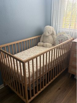 IKEA crib with the mattress