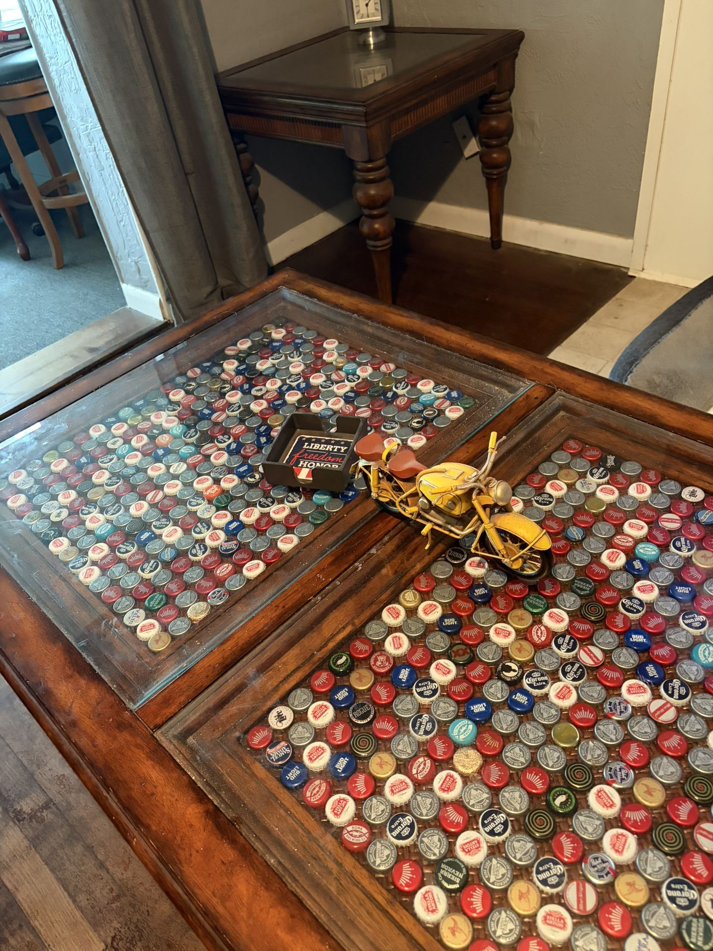 Coffee And End Table