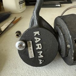  Vintage Reel  Made In Italy Comes With A Lite Duty Rod 