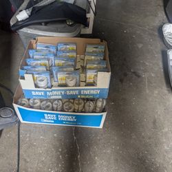 PGE ENERGY SAVING BULBS NEW 