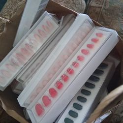 Static NAILS REUSABLE POP ONS