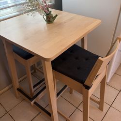 Dining Table + 2 Chairs