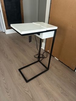 Chargeable Side Table