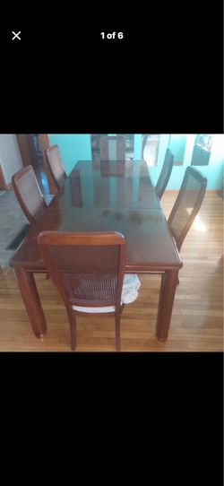 Table 2 leafs & 6 chairs