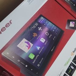 Pioneer DMH-200NEX Apple CarPlay Android Auto 