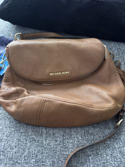 Michael Kors Cross Over Purse And Shoulder Bag