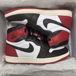 Jordan 1 Black Toe