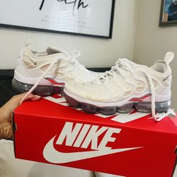Nike Air VaporMax Plus