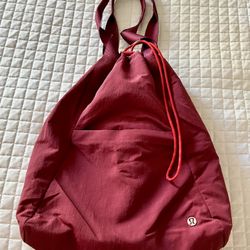 Versatile Lululemon bag. Dual function, easily switches from backpack to tote.