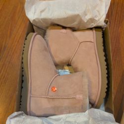 New Ugg Mini Bailey 