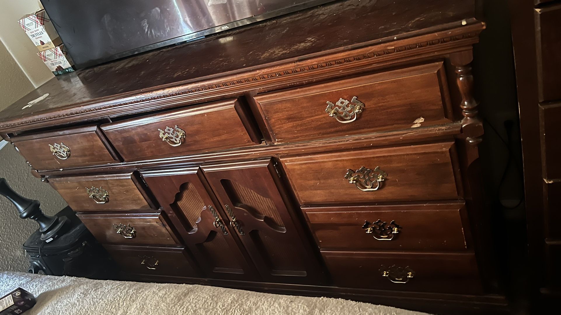 1 Dresser Available