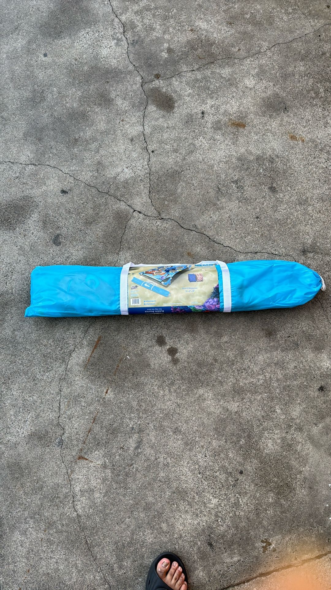 FREE NEMO CORNHOLE.
