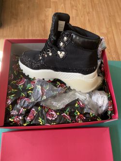 Betsy Johnson Half Boots 