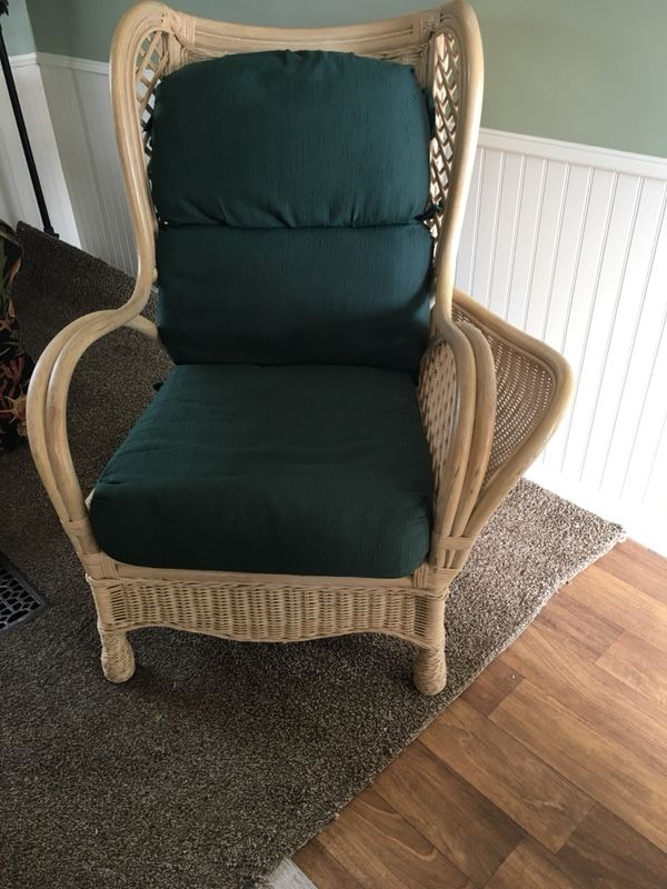 Wicker Chair With Holder For In Panama City Fl Offerup