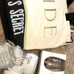 Wedding Accessories. Brand New 