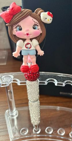 Clay doll pen