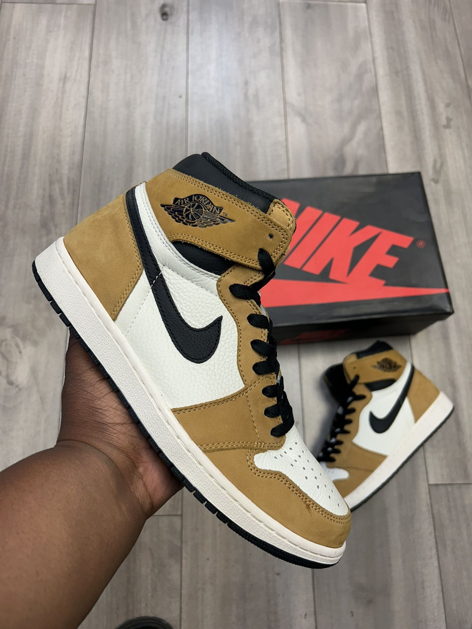 Air Jordan 1 “Rookie Of Year” Size 11